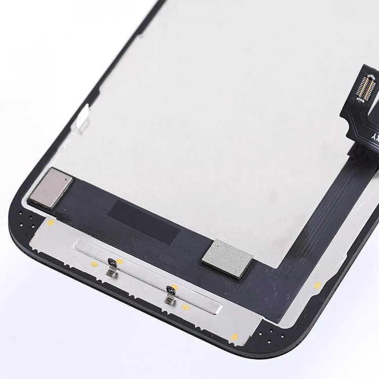16 LCD obrazovek