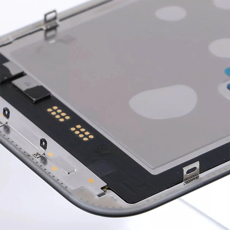 16 plus LCD obrazovky
