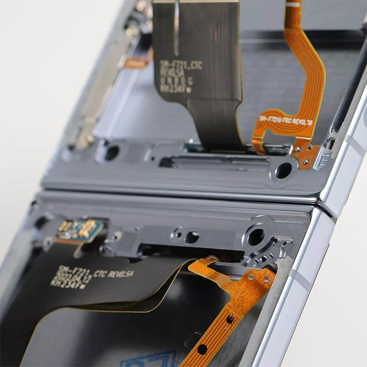 Flip 4 LCD obrazovky